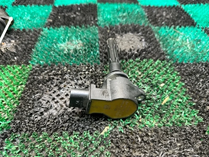 Катушка зажигания Mercedes 2002-2017 A0001502780