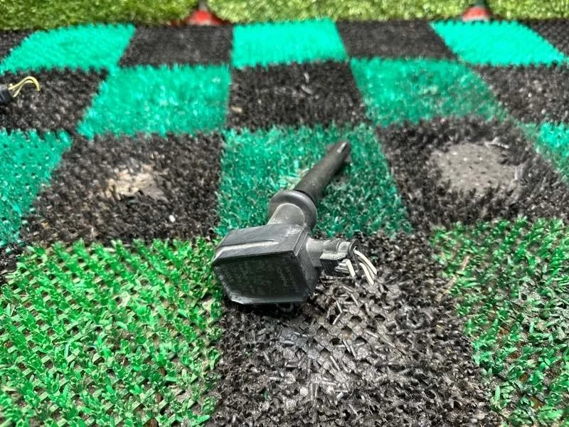 Катушка зажигания Land Rover Range Rover 2010-2012 LR010687 L322 508PS