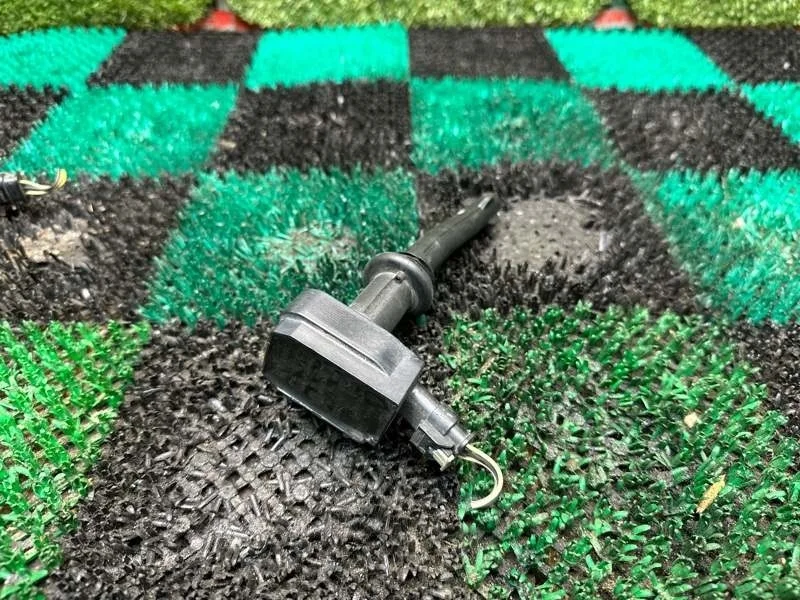 Катушка зажигания Land Rover Range Rover 2010-2012 LR010687 L322 508PS