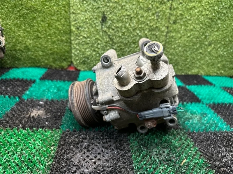 Компрессор кондиционера Chevrolet Trailblazer 2001-2009 25825341