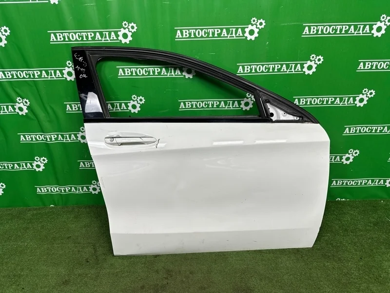 Дверь Mercedes GLA 2013-2020 A1567200205, передняя правая