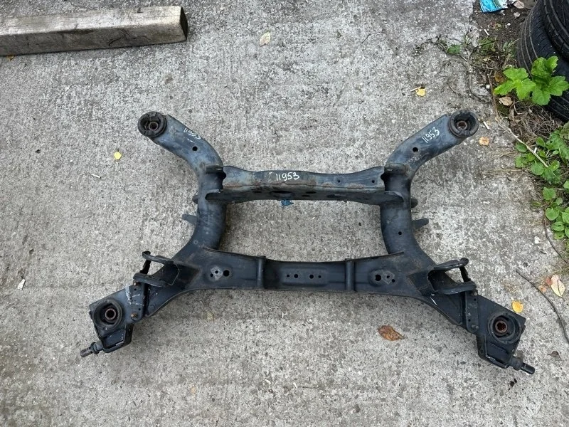 Подрамник Nissan Murano 2003-2008 55400CC000 Z50, задний