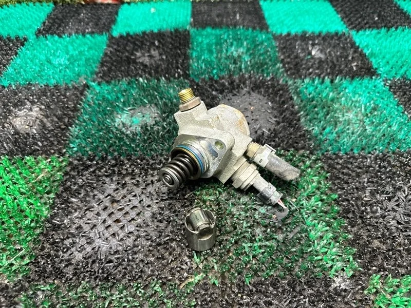 ТНВД Volkswagen 04E127026H