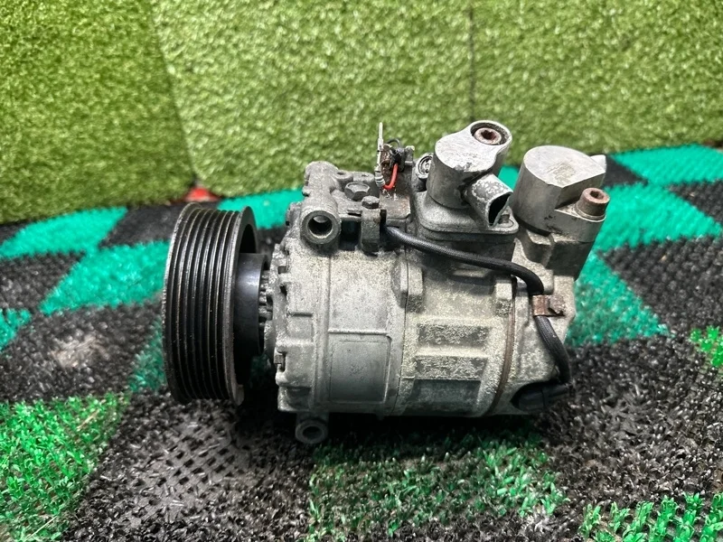 Компрессор кондиционера Volkswagen 7L6820803L