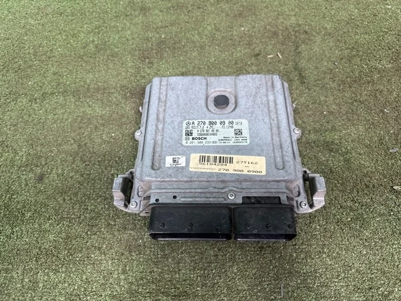 Блок управления двигателем Mercedes A2709000900