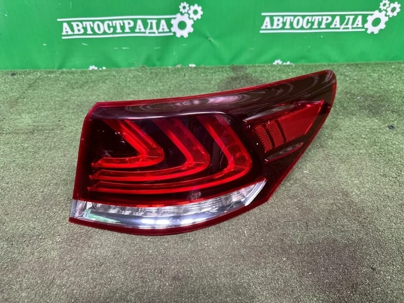 Фонарь Lexus LS 2012-2017 8155150250, задний правый