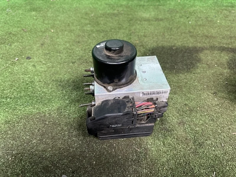 Блок ABS Mercedes Gl A1645458232 X164