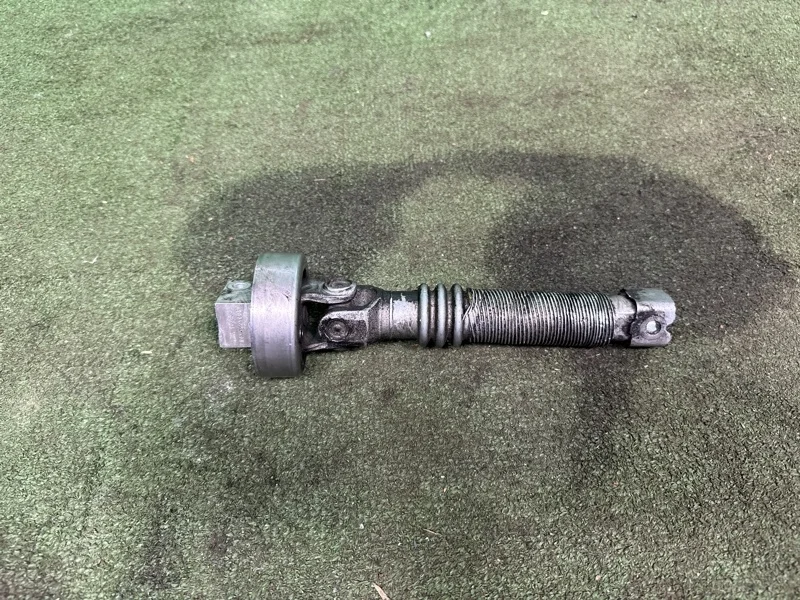 Рулевой карданчик Mercedes A2034620478