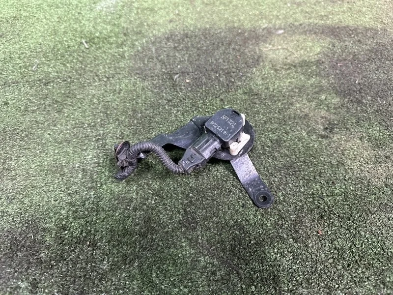 Датчик положения кузова Lexus Es 6 2012-2017 8940733050