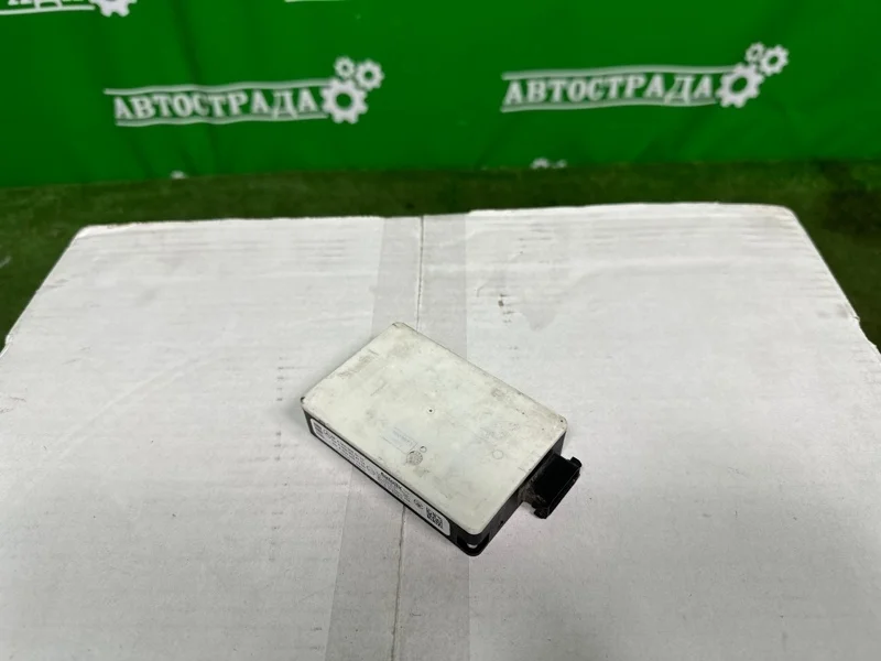 Радарный датчик слепых зон Mercedes A0009050110