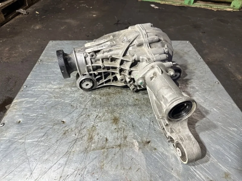 Редуктор Mercedes Gl 2012-2019 A1663300300 X166, передний