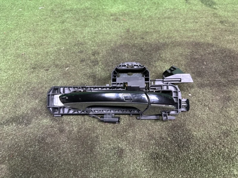 Ручка двери внешняя Mercedes GL A2047600270 X166, задняя правая