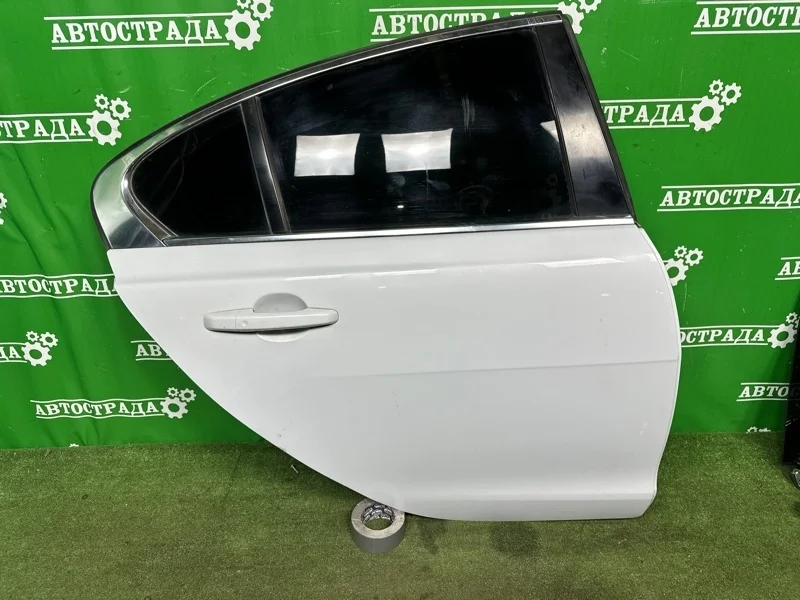 Дверь Jaguar Xe 2015-2021 T4N2634, задняя правая