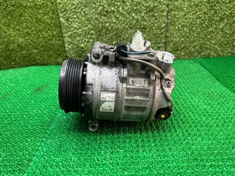 Компрессор кондиционера Mercedes S A0022301211 W221