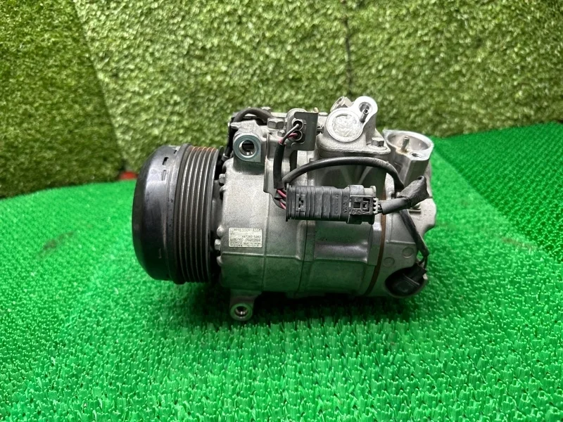 Компрессор кондиционера Mercedes C 2007-2015 A0032308511 W204