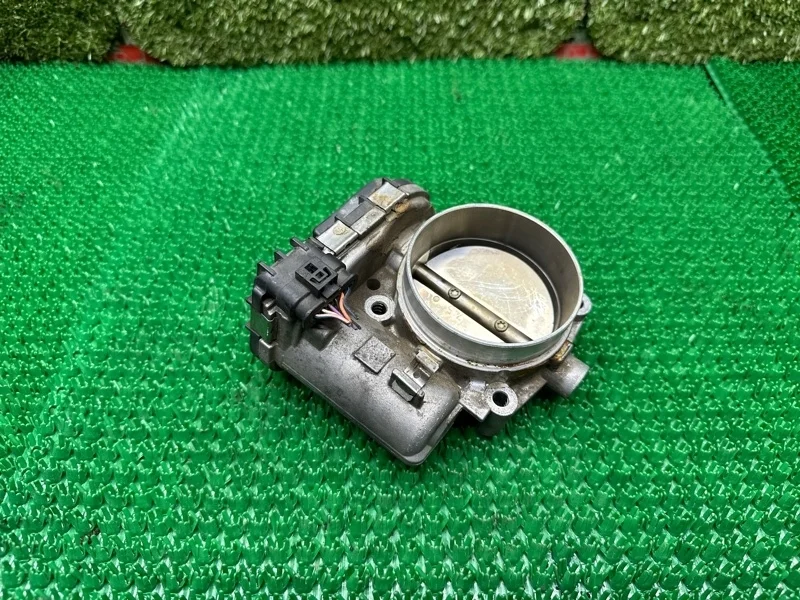 Дроссельная заслонка Mercedes 2008-2018 A2761410125