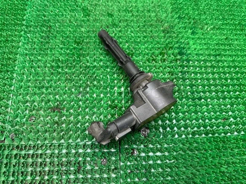 Катушка зажигания Mercedes 2002-2017 A0001502780