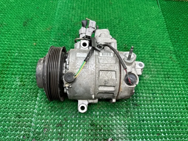 Компрессор кондиционера Toyota Celsior 2000-2003 8832050101 3UZ FE