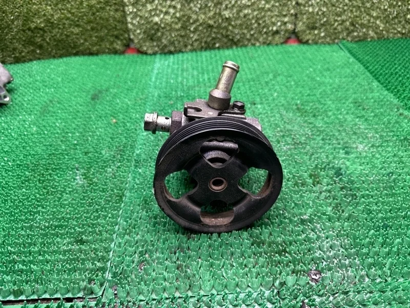 Насос ГУР Toyota 4431050070 3UZ FE