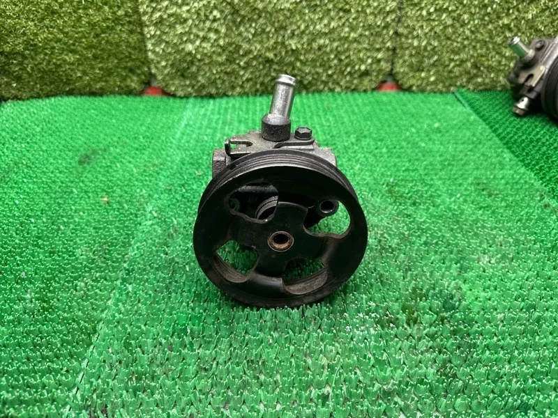 Насос ГУР Toyota 4431050070 3UZ FE