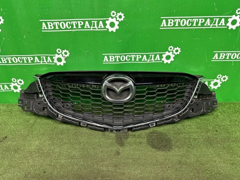 Решетка радиатора Mazda CX5 2011-2017 KA0G50710B KE