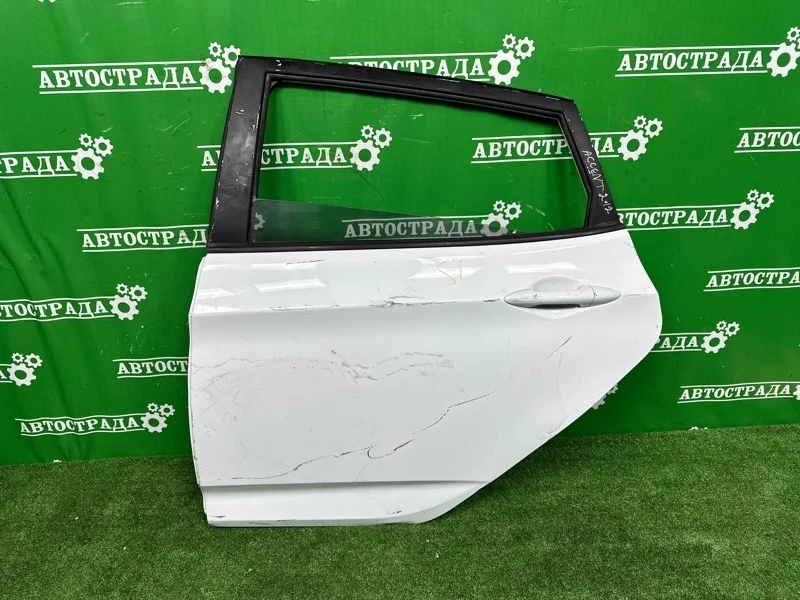 Дверь Hyundai Solaris 2010-2017 770034L000, задняя левая