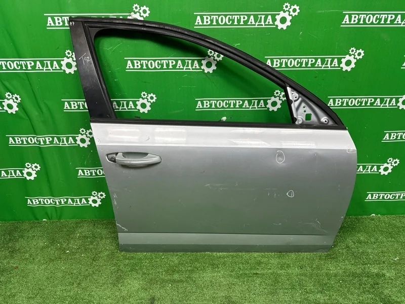 Дверь Skoda Octavia 2013-2020 5E0831052B A7, передняя правая