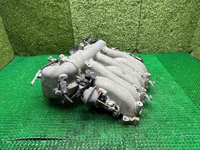 Впускной коллектор Hyundai Tucson 2004-2010 2921037280 2.7