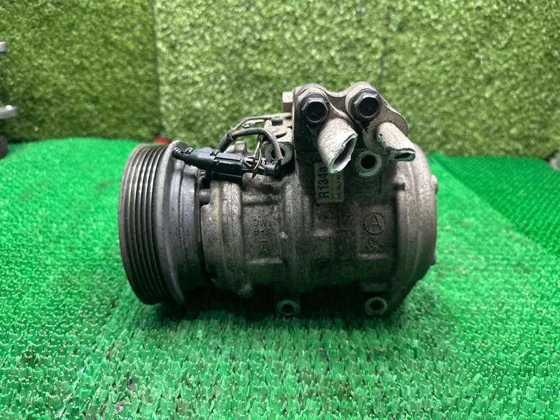 Компрессор кондиционера Hyundai Tucson 2003-2010 977012E300 2.7