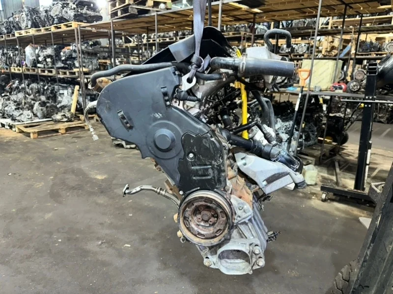 Двигатель Volkswagen Passat 06B100098KX B5 AWT