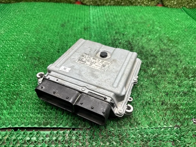 Блок управления двигателем Mercedes A6429007000