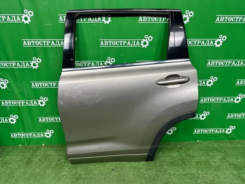 Дверь Toyota Highlander 2013-2019 670040E110 U50, задняя левая