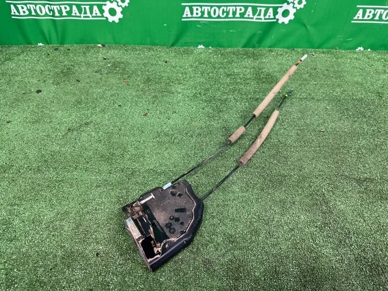 Замок боковой двери Toyota Land Cruiser 200 2007-2014 6906060110, задний левый