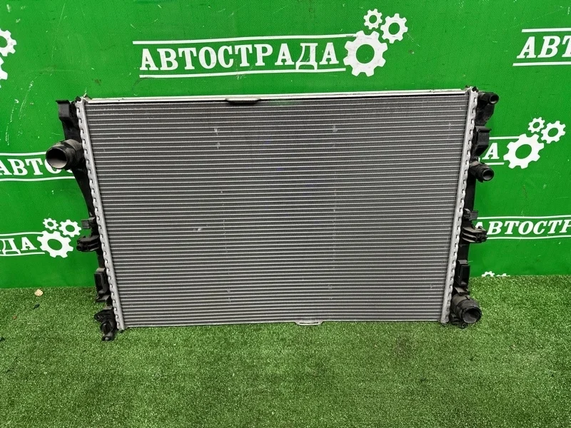 Радиатор двигателя Mercedes A0995002203