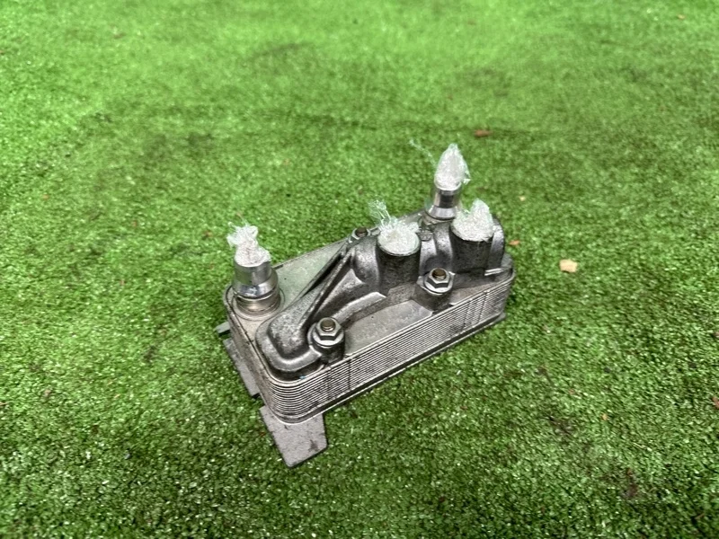 Теплообменник масляного фильтра Mercedes A0995001900