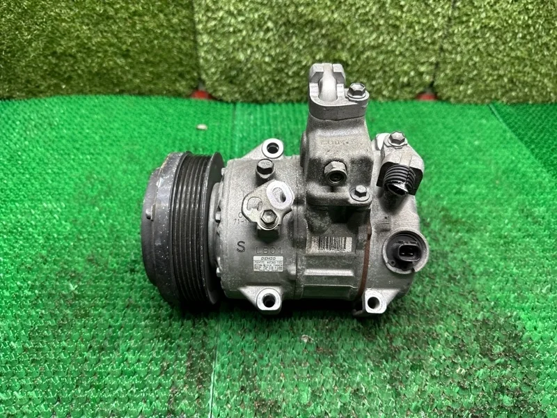 Компрессор кондиционера Lexus Ls460 2006-2017 8831050160