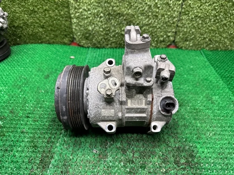Компрессор кондиционера Lexus Ls460 2006-2017 8831050160