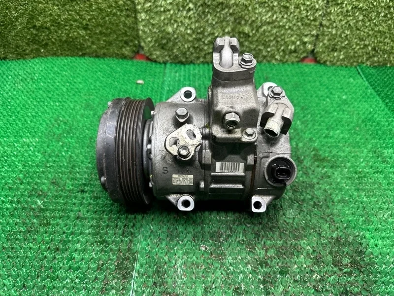Компрессор кондиционера Lexus Ls460 2006-2017 8831050160