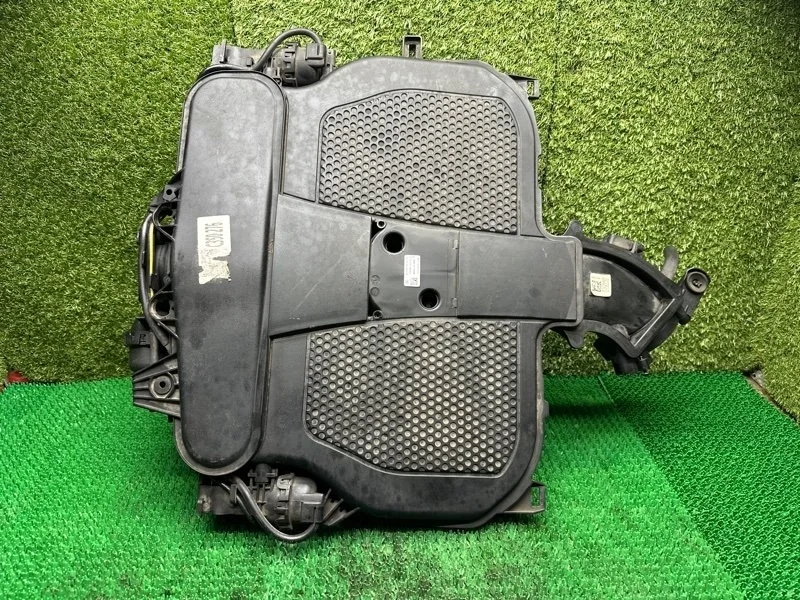 Впускной коллектор Mercedes 2010-2017 A2761403101