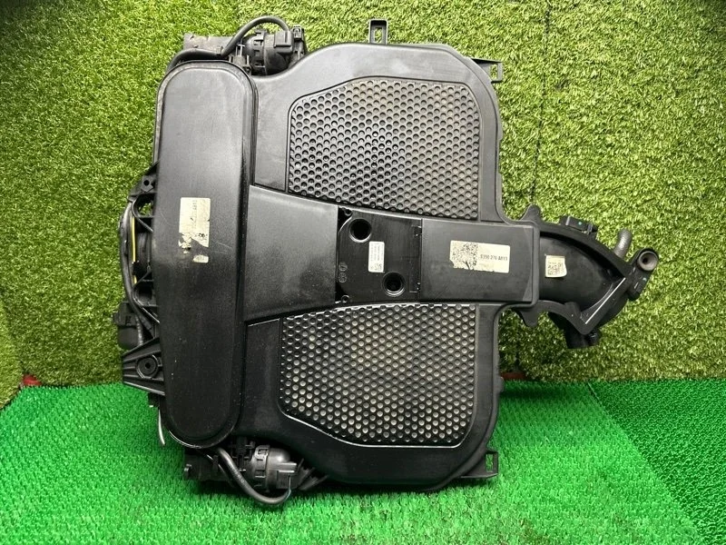 Впускной коллектор Mercedes 2010-2017 A2761403101