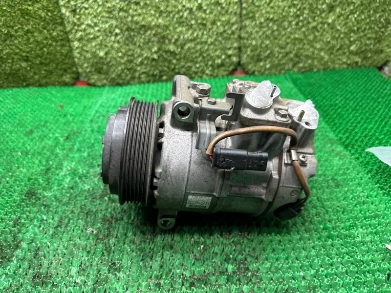 Компрессор кондиционера Mercedes 2008-2017 A0008302500