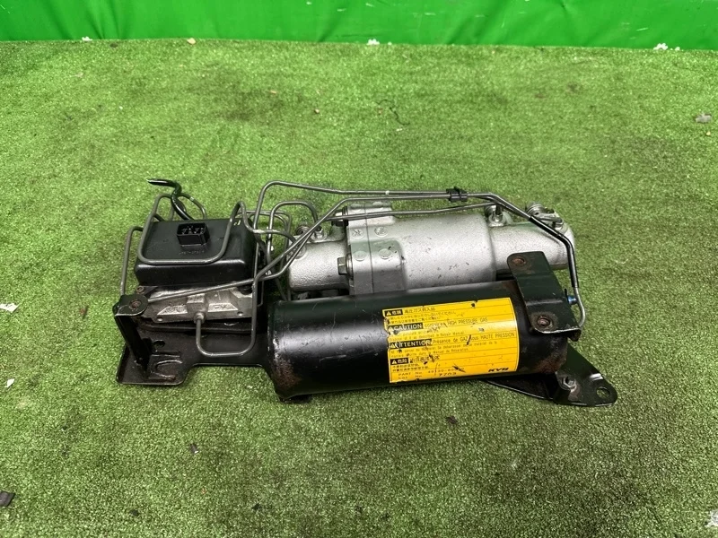 Блок клапанов гидроподвески Lexus Lx 2008-2022 4894060020