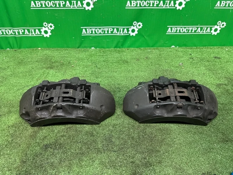 Суппорта Land Rover Range Rover 2002-2021 LR138723, передняя