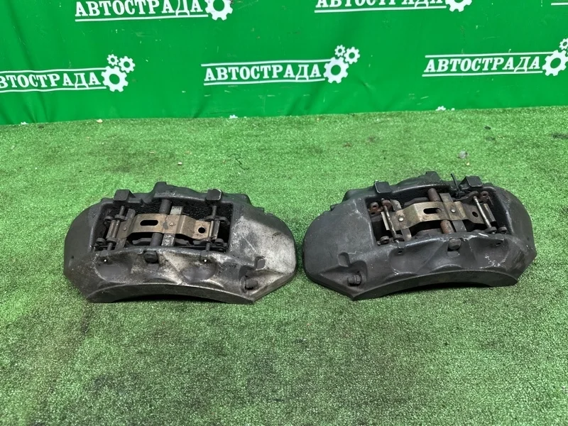 Суппорта Land Rover Range Rover 2002-2021 LR138723, передняя