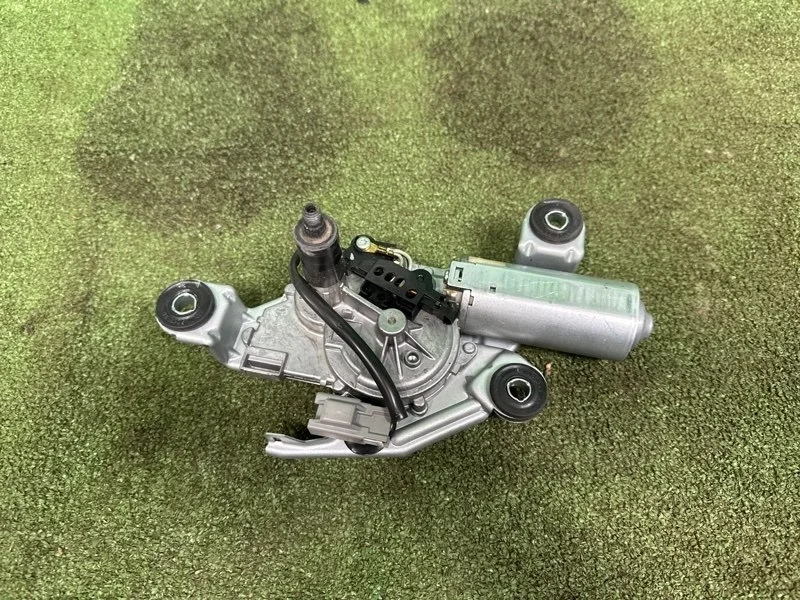 Моторчик дворника Land Rover Range Rover 2002-2012 LR010920 L322, задний