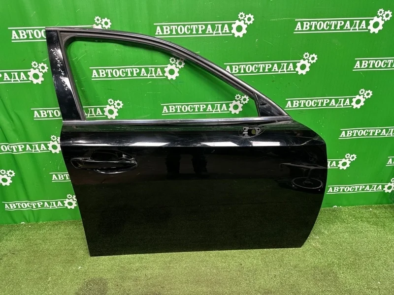 Дверь Lexus IS 2013-2019 6700153090, передняя правая