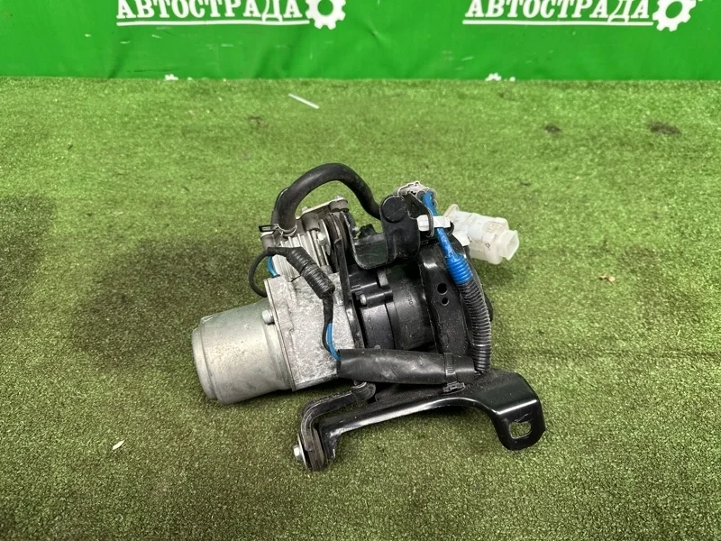 Компрессор пневмоподвески Lexus LS 2006-2017 4891450030