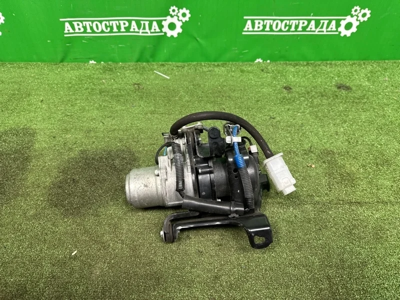 Компрессор пневмоподвески Lexus LS 2006-2017 4891450030