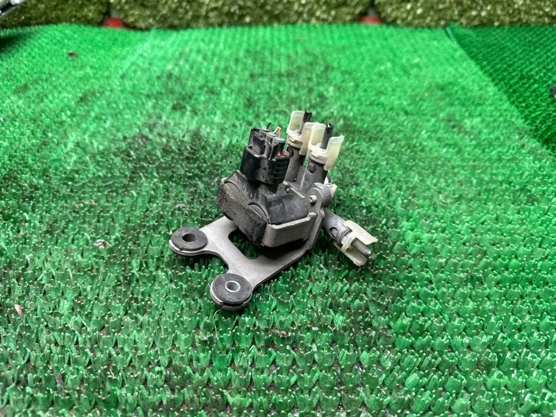 Клапан пневмоподвески Lexus LS 2006-2017 4809530060, передний