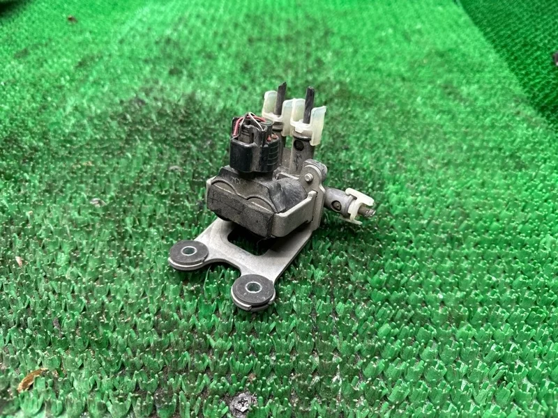 Клапан пневмоподвески Lexus LS 2006-2017 4809530060, передний